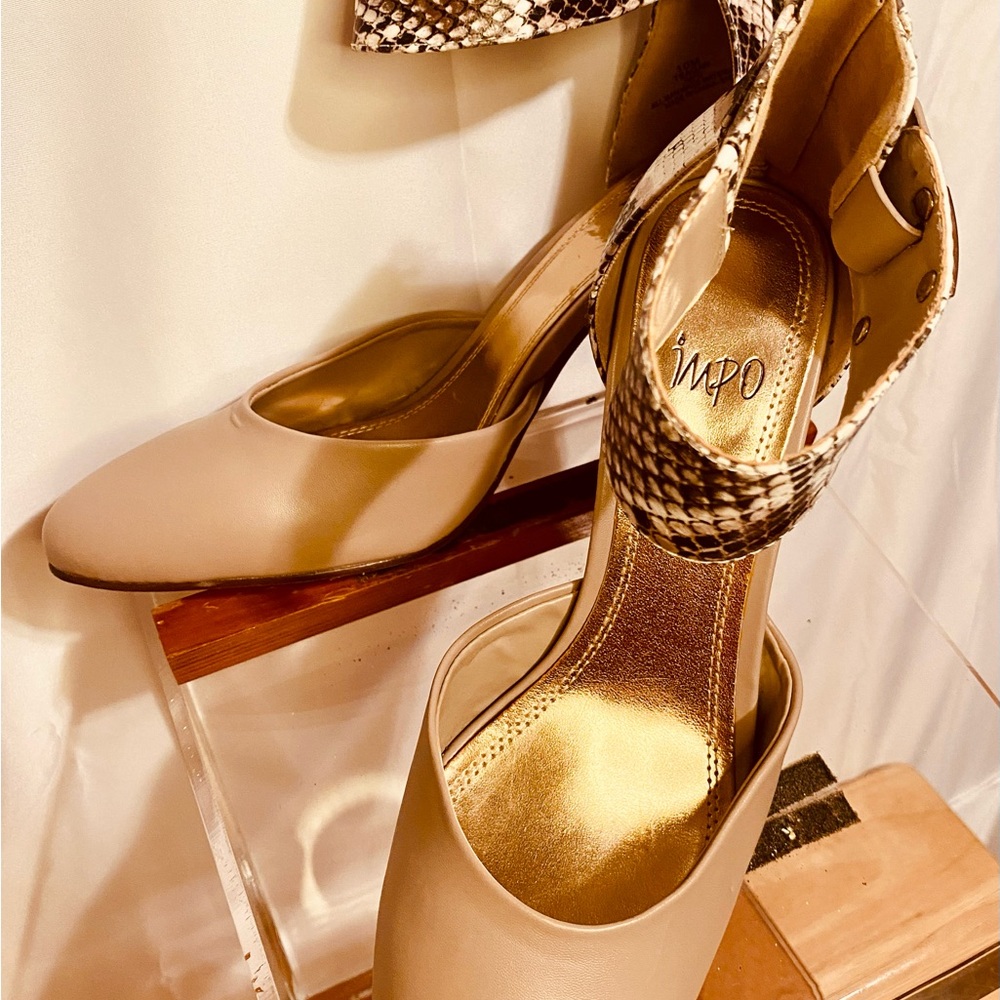 Impo Tan and Cream Heels with Sophisticated Design - Picture 7 of 9
